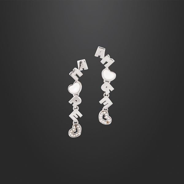 PAIR OF DIAMOND, NACRE AND GOLD EARRINGS
