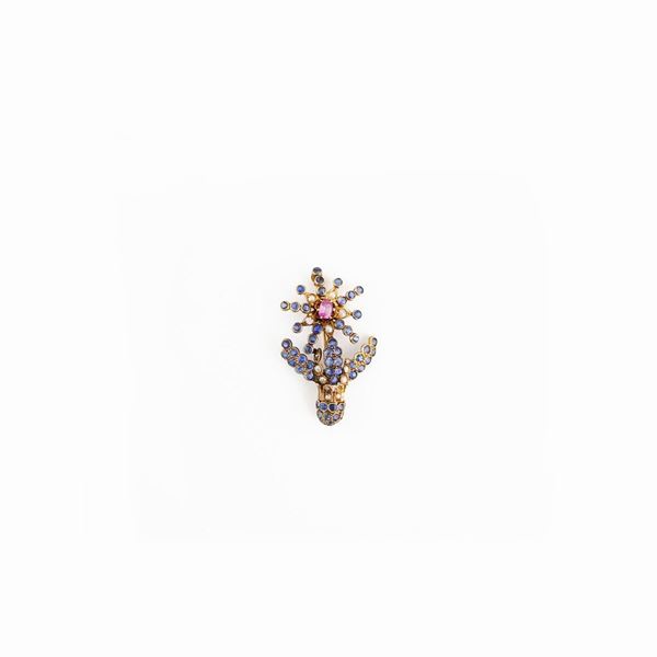RUBY, SAPPHIRE, HALF PEARL AND GOLD BROOCH  - Auction Timed Auction Jewelry and Watches - Casa d'Aste International Art Sale